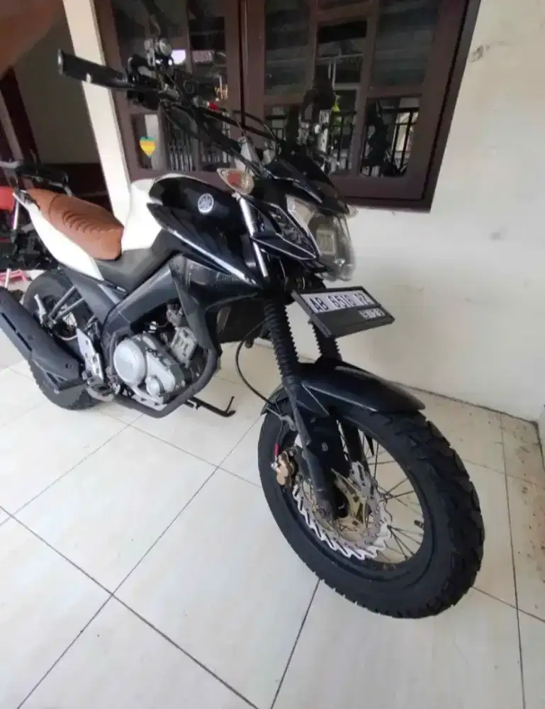 Yamaha Vixion 2013 putih