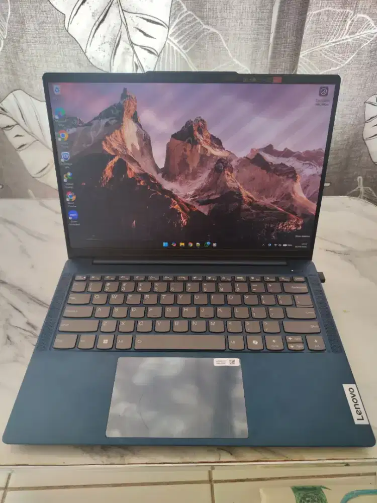 Laptop Lenovo Ideapad Slim 5 Intel Ultra 5 125H OLED 16/512 GB