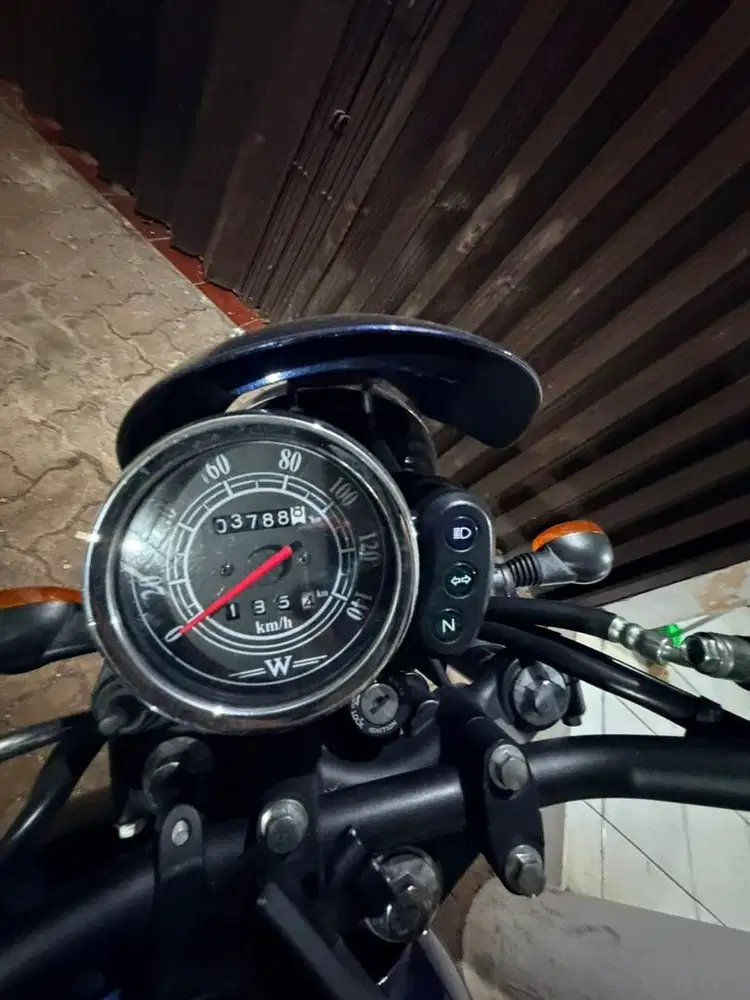 W175 uistimewa siap gass dan terawat