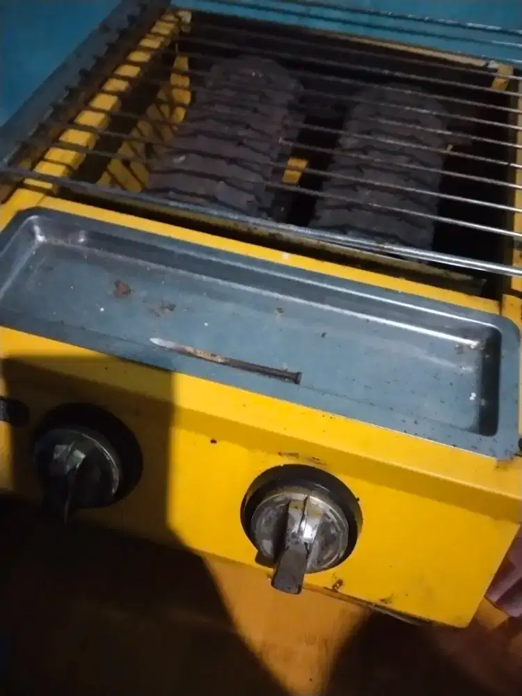 Kompor panggangan sosis