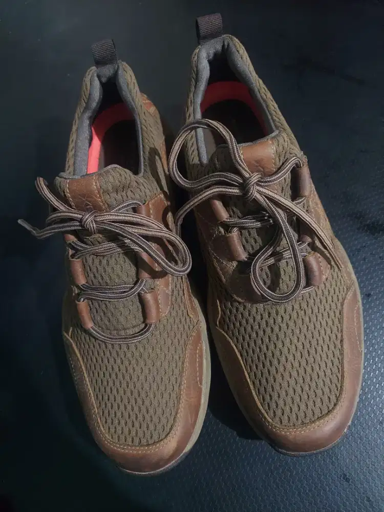 Sepatu rockport xcs size 42 ( 26.5 cm ) fit di kaki ukuran 41