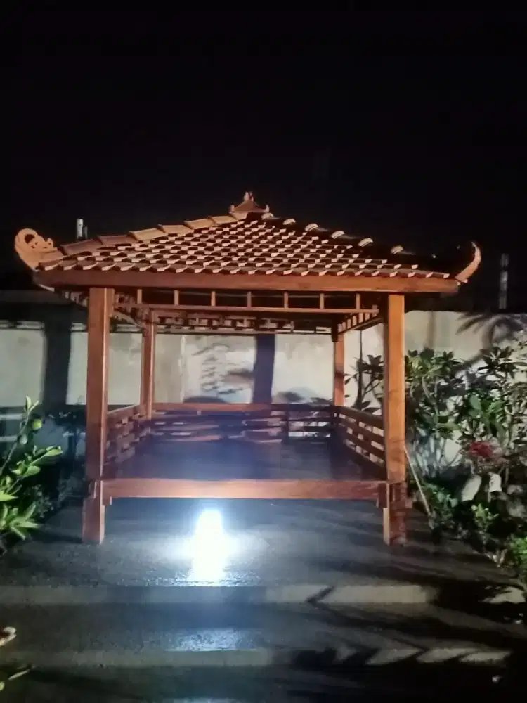 Saung gazebo bahan kayu jati pemabayaran setelah barang sampai tujuan