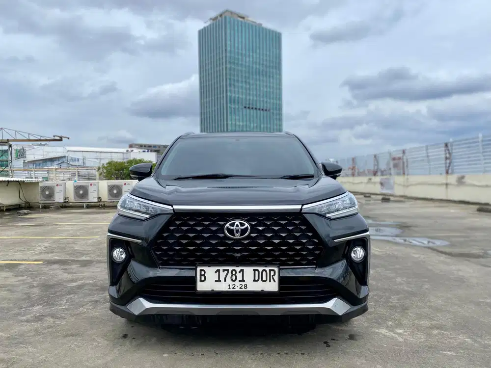 TDP 10jt : Veloz Q 2023 AT. Km 30rb