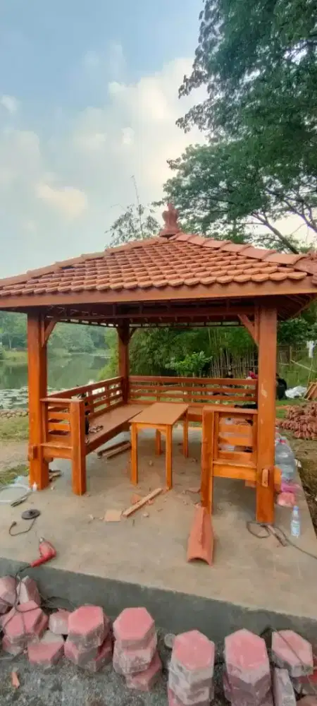 Gazebo saung kayu jati bergaransi