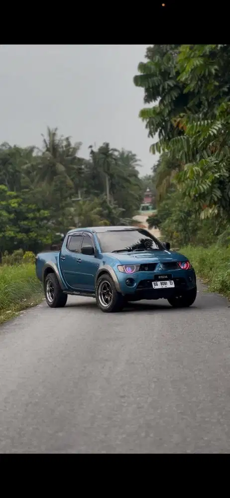 Triton Exceed 2008 M/T