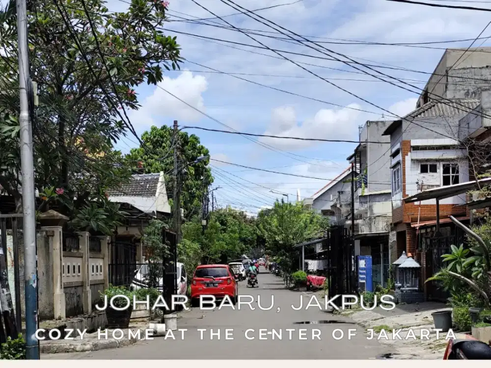 Rumah Modern 1,5 Lantai, Asri & Strategis di Johar Baru Jakpus - SHM