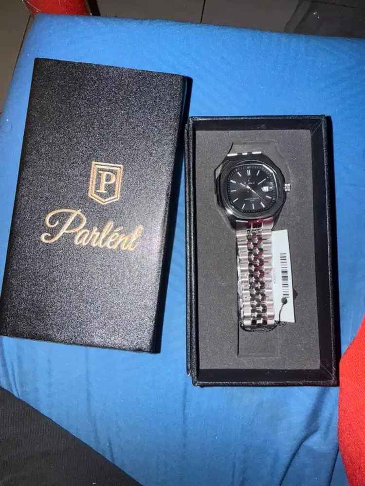Jam tangan parlent baru