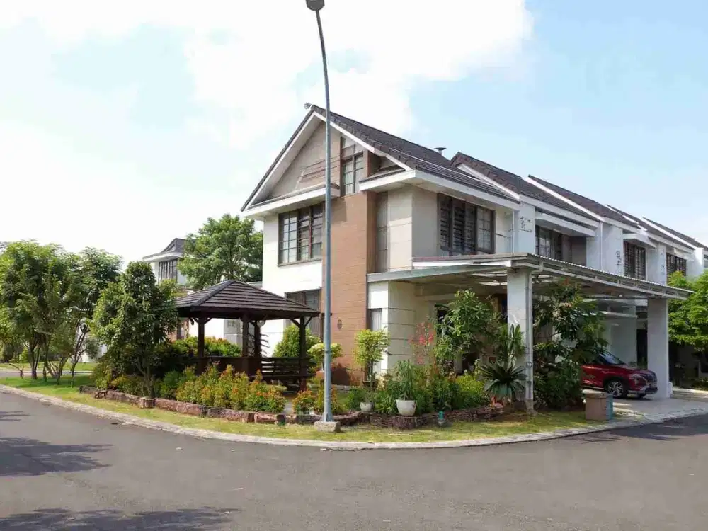 rumah Burgundy Hoek Summarecon Bekasi