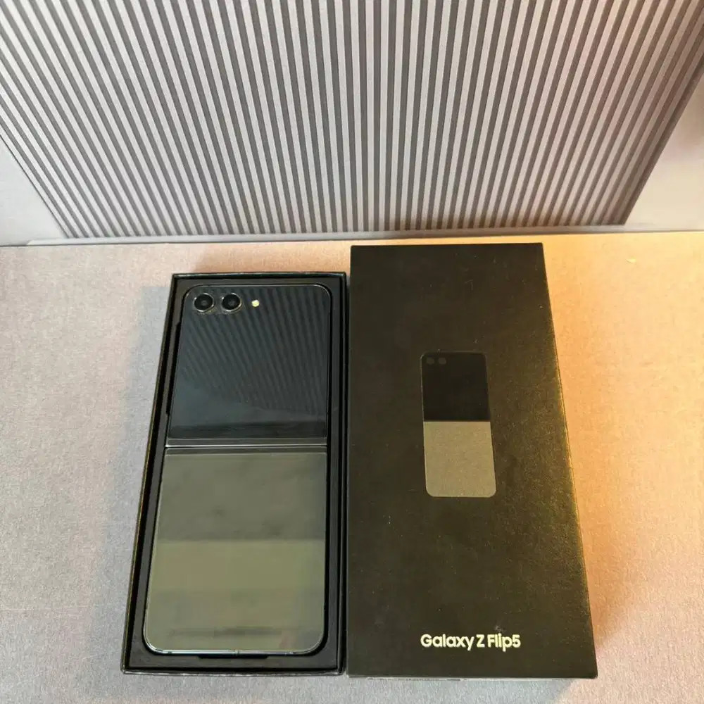 Samsung Galaxy Z Flip 5 8/256gb Resmi Indonesia