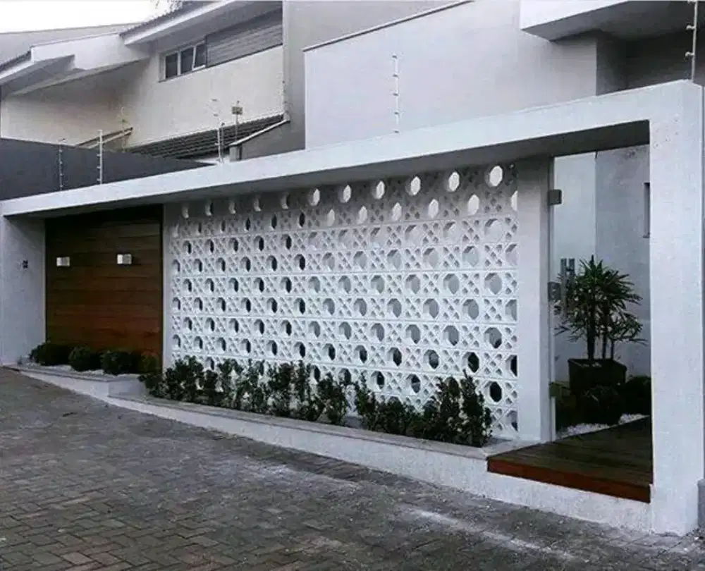 Jasa tukang harian & Borongan.