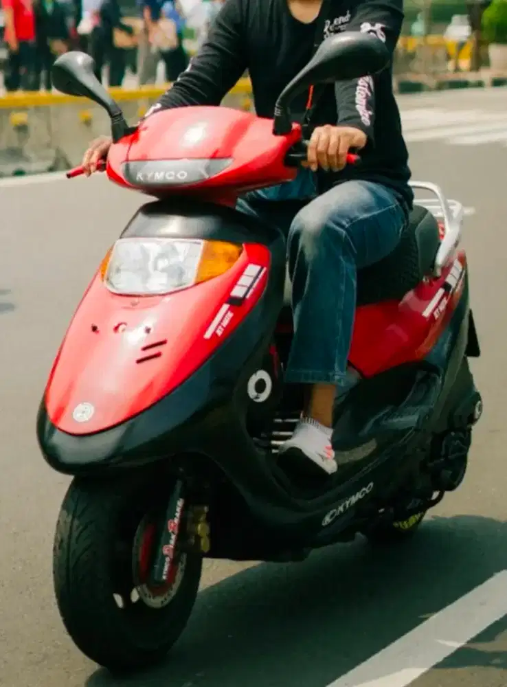 Kymco Trend 2000 Merah 125 cc