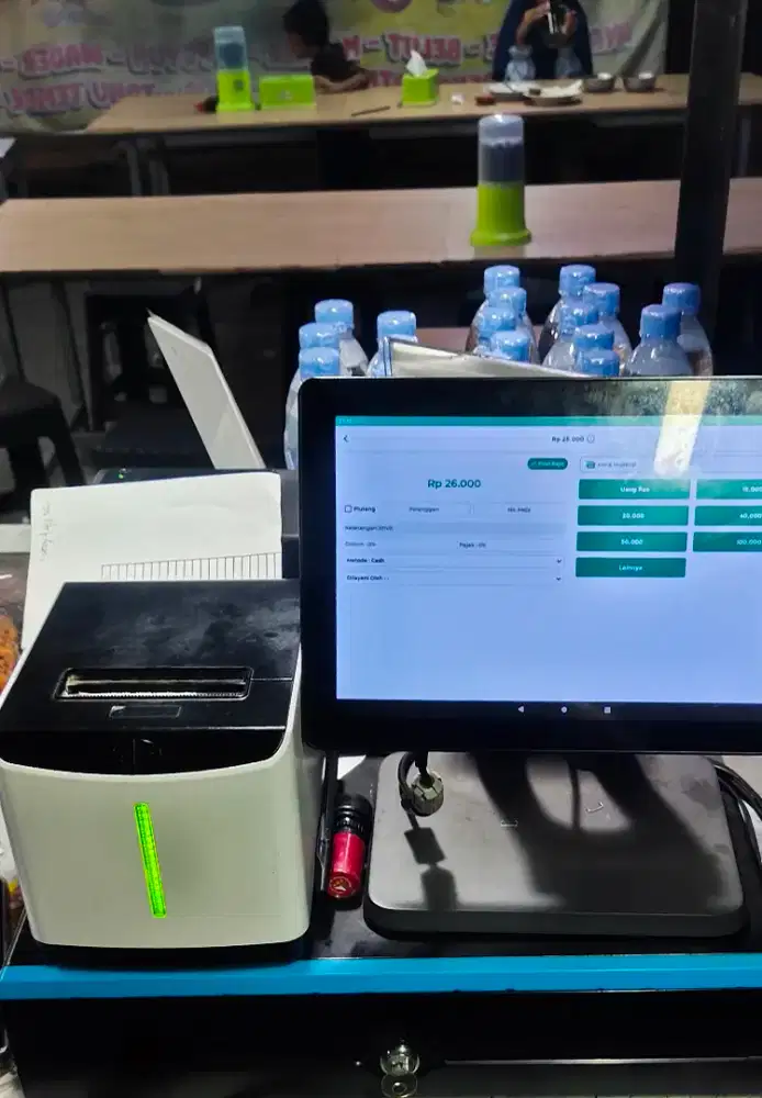 Cari kasir perempuan untuk warung makan