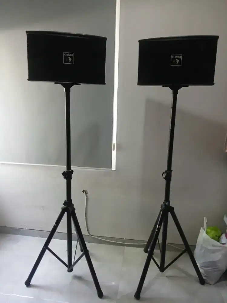 Speaker 15 Inc Panfix + Tripot besi tebal , kondisi 90 %