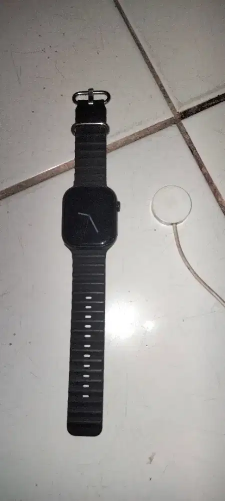 Jual saja dari pada tidak kepakai jam tangan digital & cassan