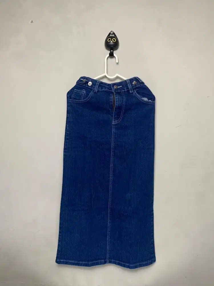 Celana dan rok preloved