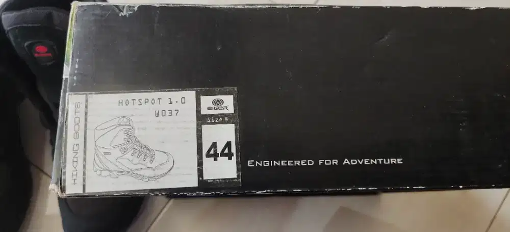 Sepatu Gunung Eiger Hotspot 1.0 Original - Size 44 (Fullset Box)