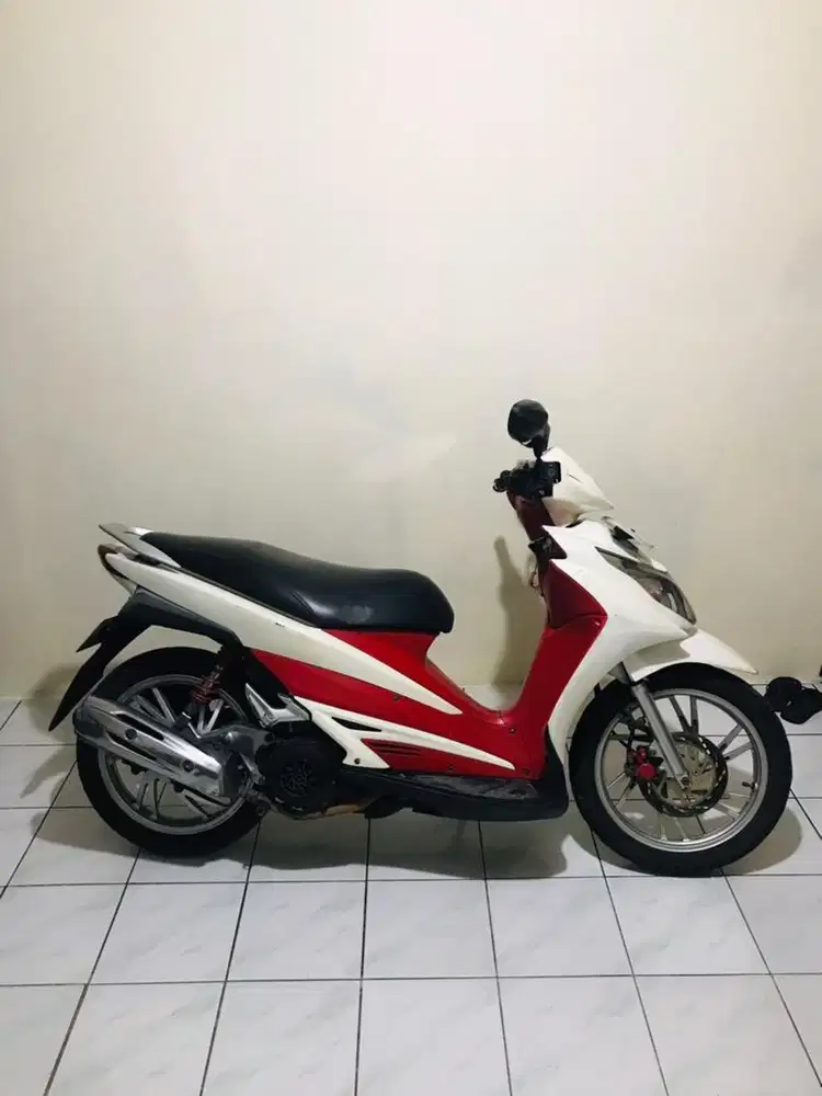 Suzuki HAYATE 2013 Warna Merah Putih