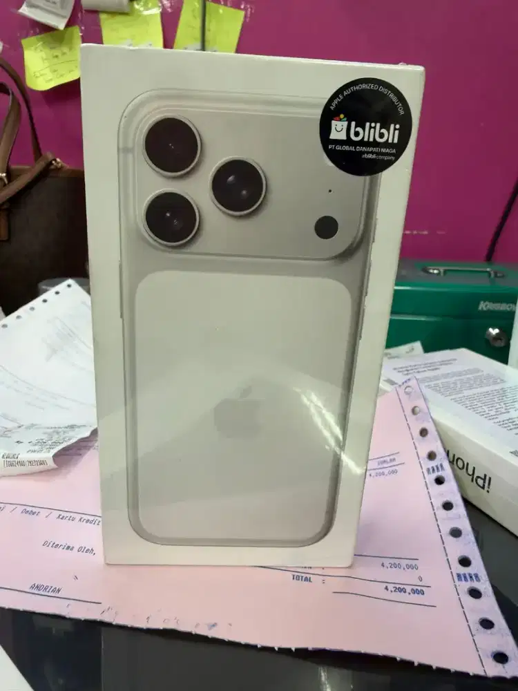 Iphonee 17 pro 512 New ibox garansi resmi