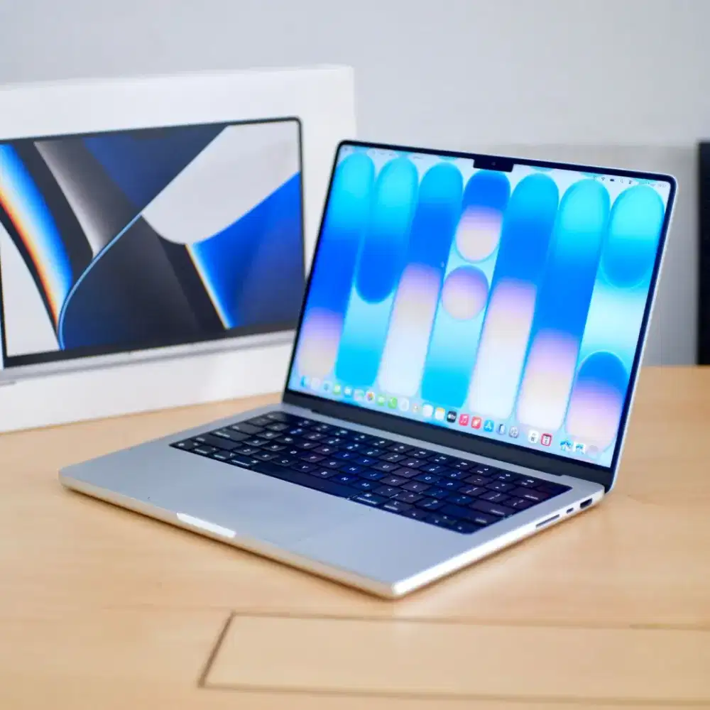 MacBook M1 Pro 14 Fullset