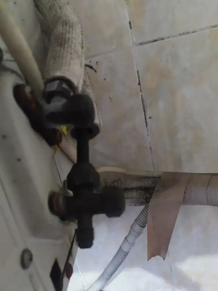 JASA PERBAIKAN DAN PASANG AC