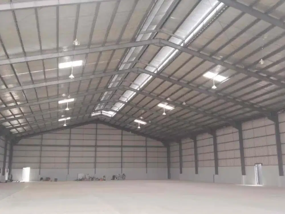 Gudang siap pakai dekat tol & kawasan industri aktif di delta silicon cikarang