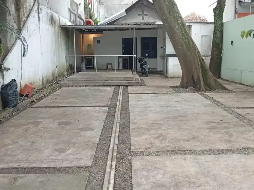 Rumah Strategis Cocok Usaha di Mainroad Riau Bandung