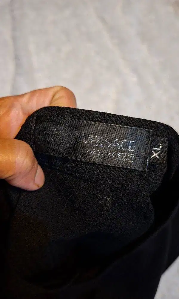 Kemeja Versa** Classic V2 Black – Kerah Sanghai – Authentic Vintage XL