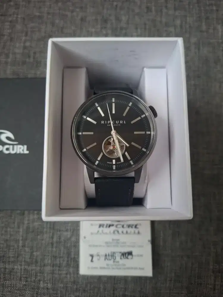 Jam rip curl a24 drake automatic kulit garansi
