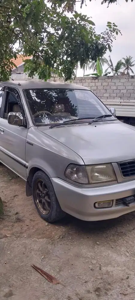 Kijang lgx 2001 matic efi 2.0