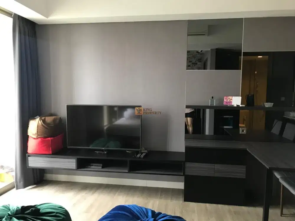 Jarang Ada Sewa 1BR Furnish Bagus di Taman Anggrek Residence Fasilitas Clubhouse, Kolam Renang Outdoor Dekat ke Mall Taman Anggrek, Central Park & Tol