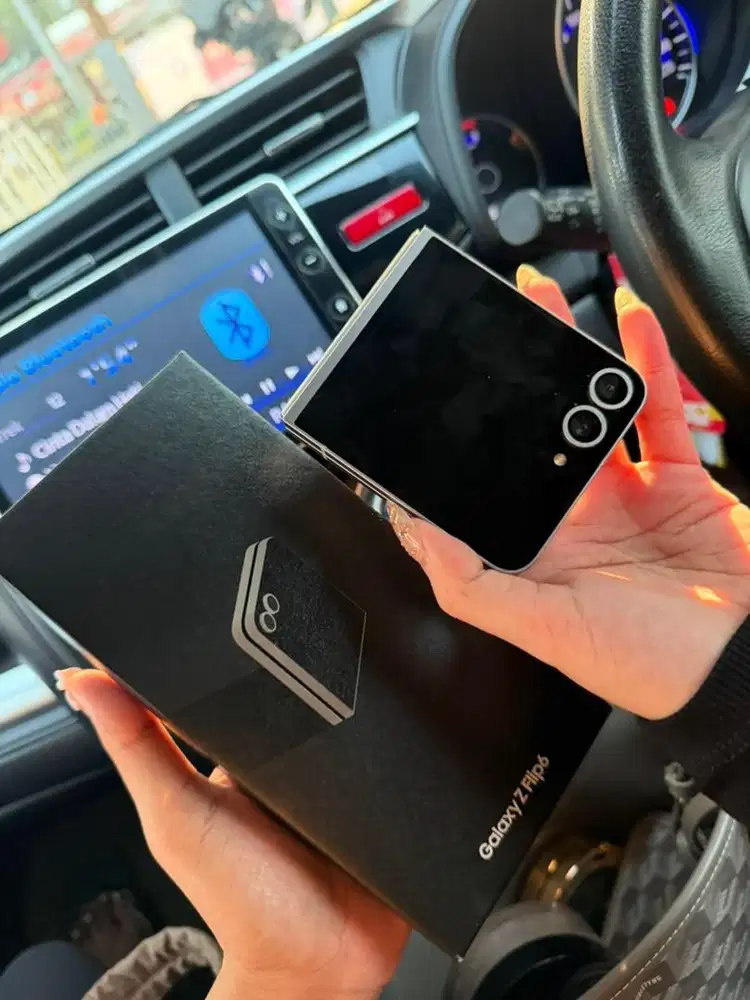 Samsung z flip 6 (265gb)