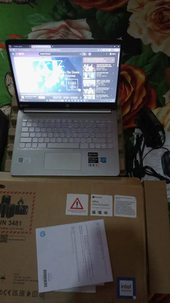 HP 14s Laptop Slim Ringan