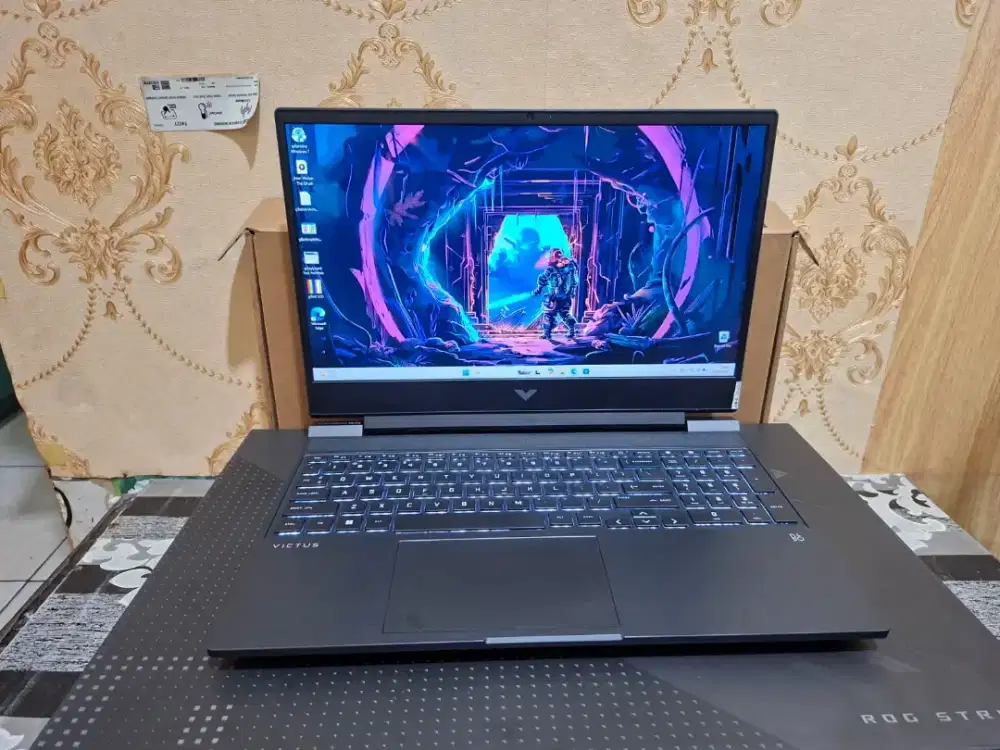 Laptop Hp Victus Gaming 15-fb0xxx - Amd Ryzen 7 5800H -32GB -SSD 512GB