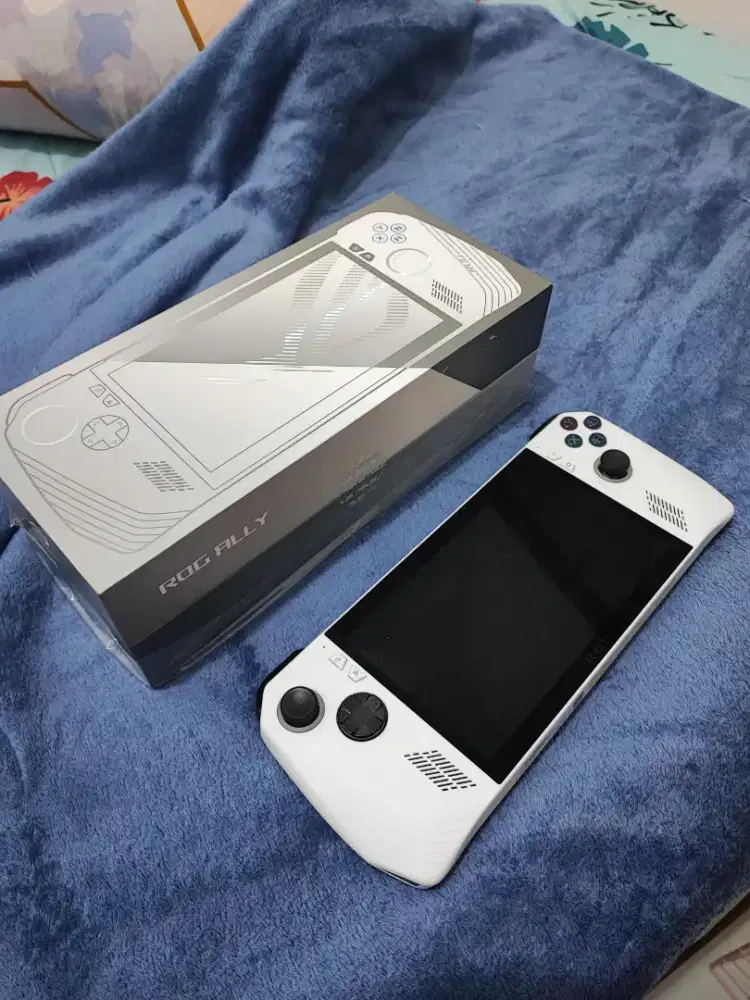 ROG Ally Z1 Extreme 16/512