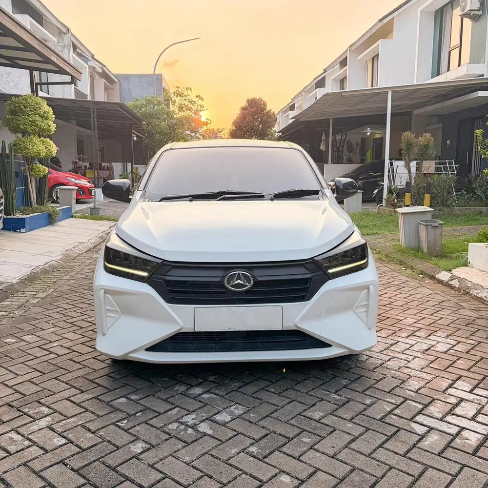 DIJUAL AYLA R CVT 1. 2 2023 TWO TONE
