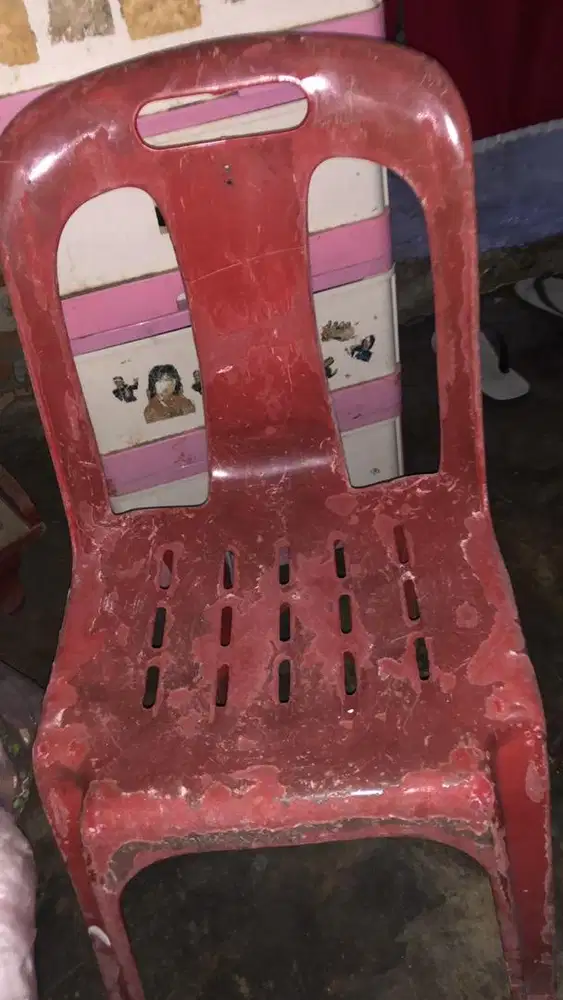 Tempat duduk ( kursi )