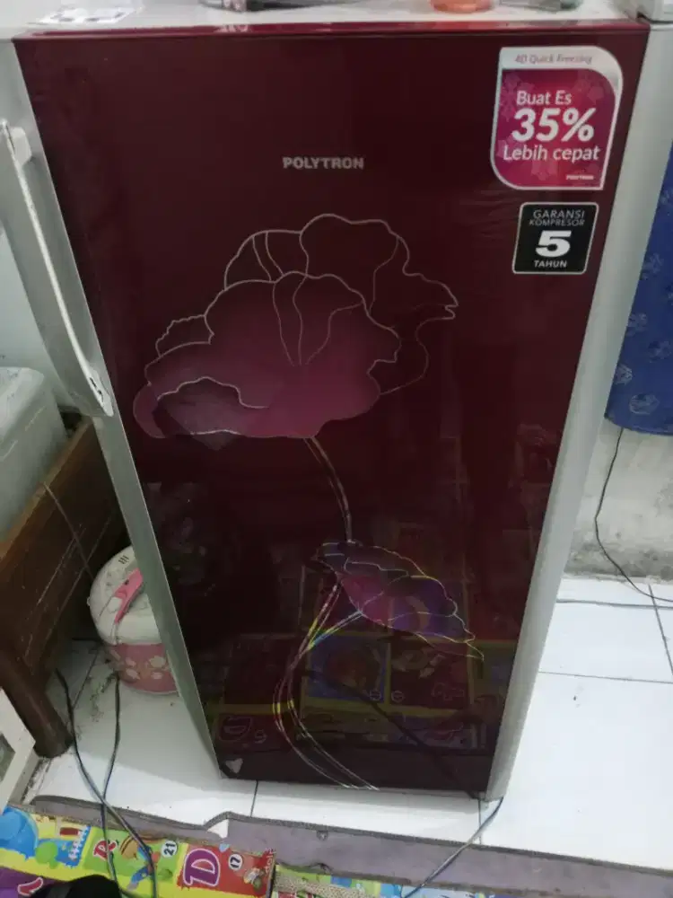 KULKAS POLYTRON BELLEZA PR18