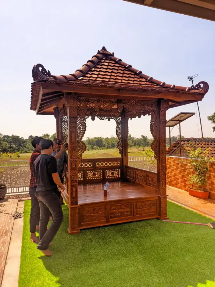 Gazebo saung jati tahan cuaca