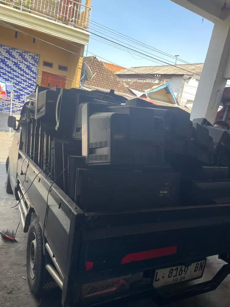 Menrima sgala barang rongsokan tv ac kulkas dll