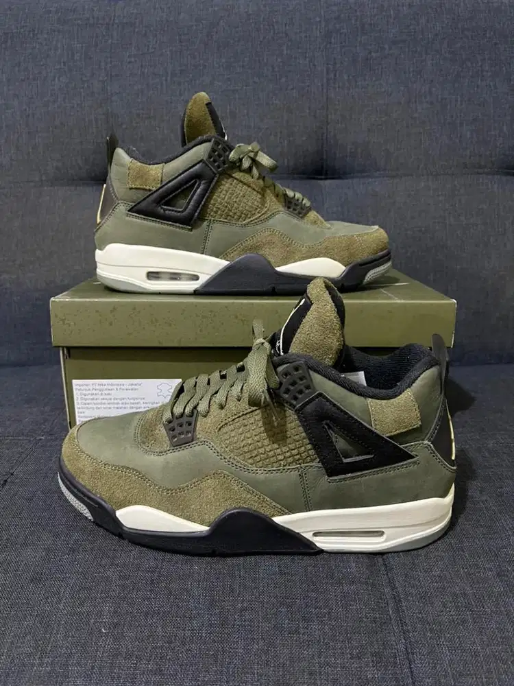 Sepatu Nike Air Jordan 4 Retro SE Olive Craft