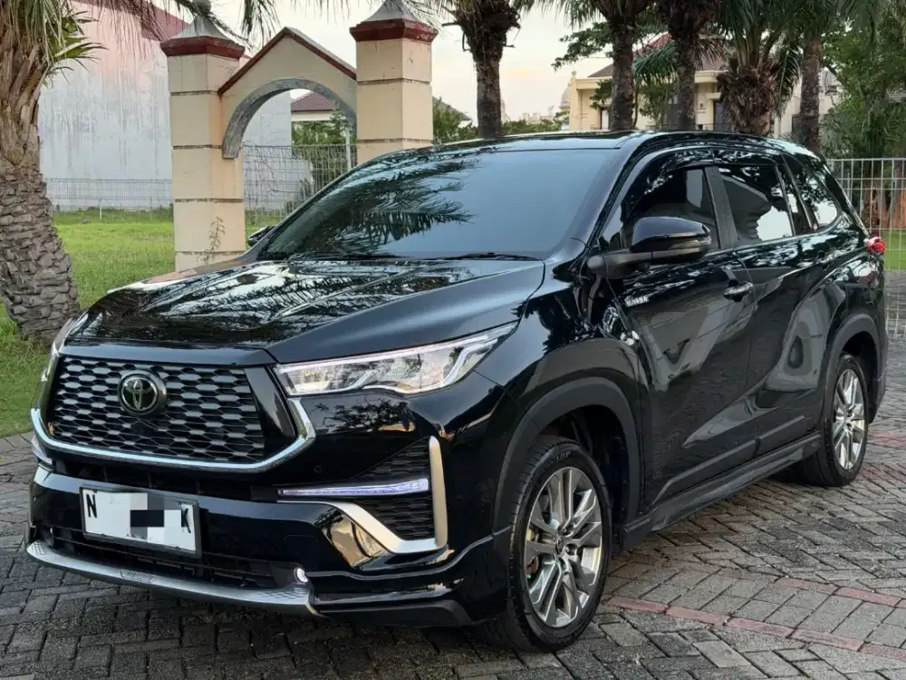 Toyota Innova Zenix Q Hybrid Modellista 2024 Hitam Istimewa