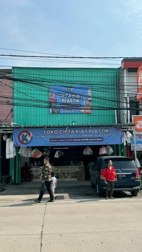 Dicari Karyawan Toko Plastik