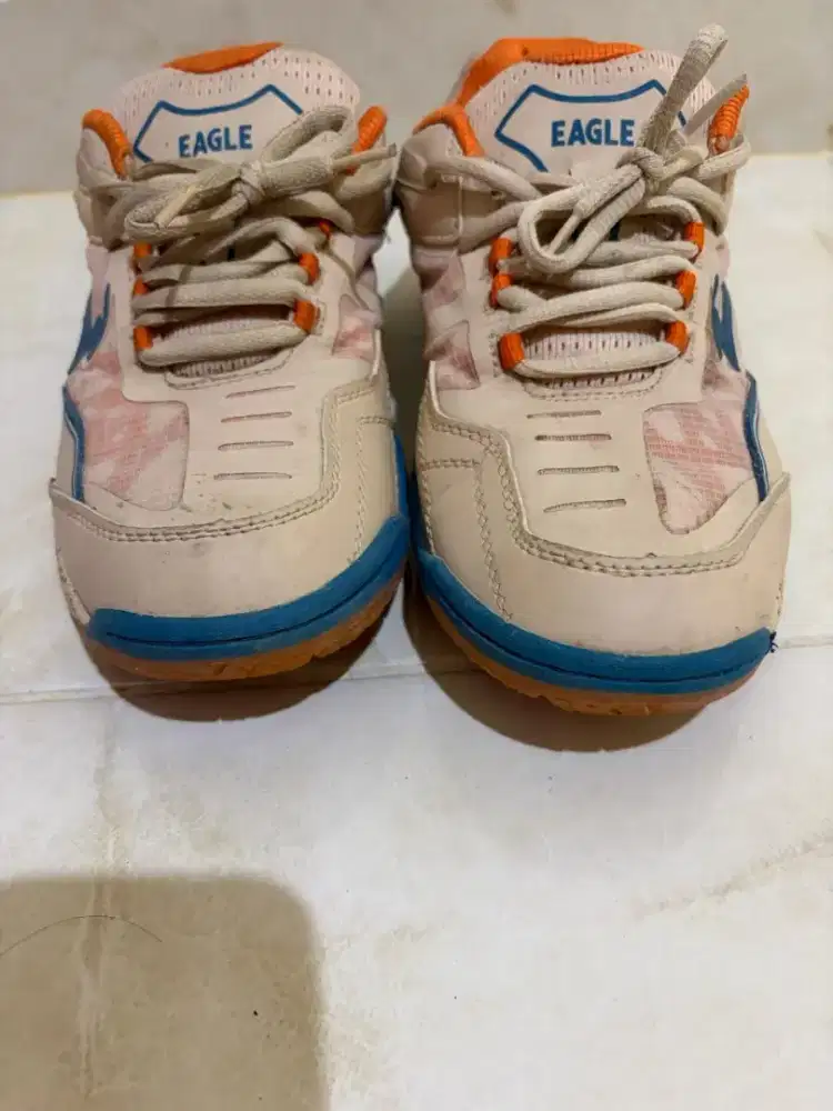 Sepatu Badminton Eagle Comando x