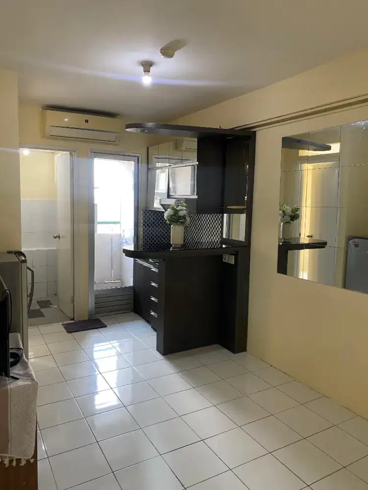 Dijual Apartemen Kalibata City Damar 2 BR semi furnished SHM