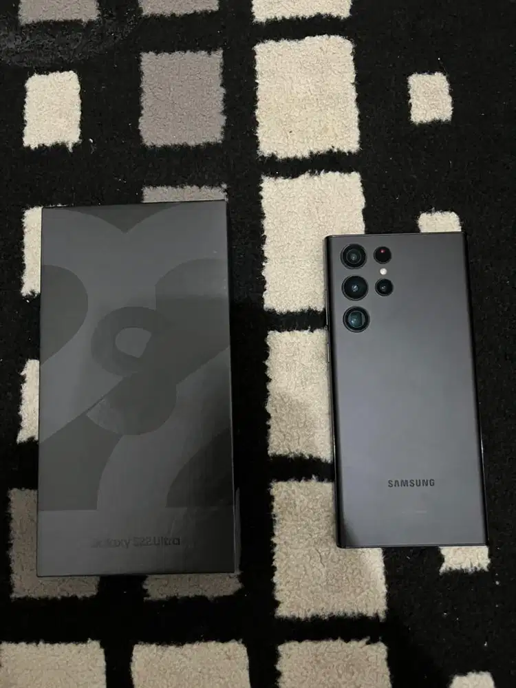 samsung s22 ultra 12/512 sein