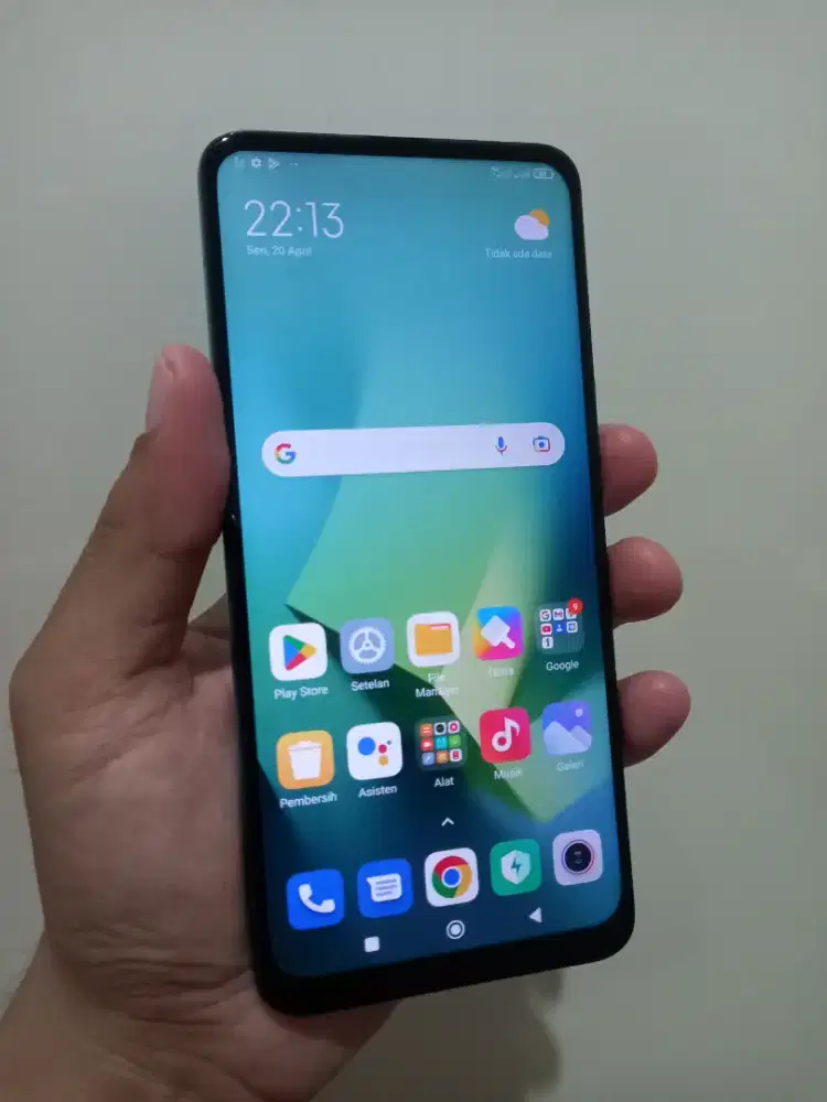 Poco F2 Pro 5G Ram 8/256Gb Fullset ada minus dibaca