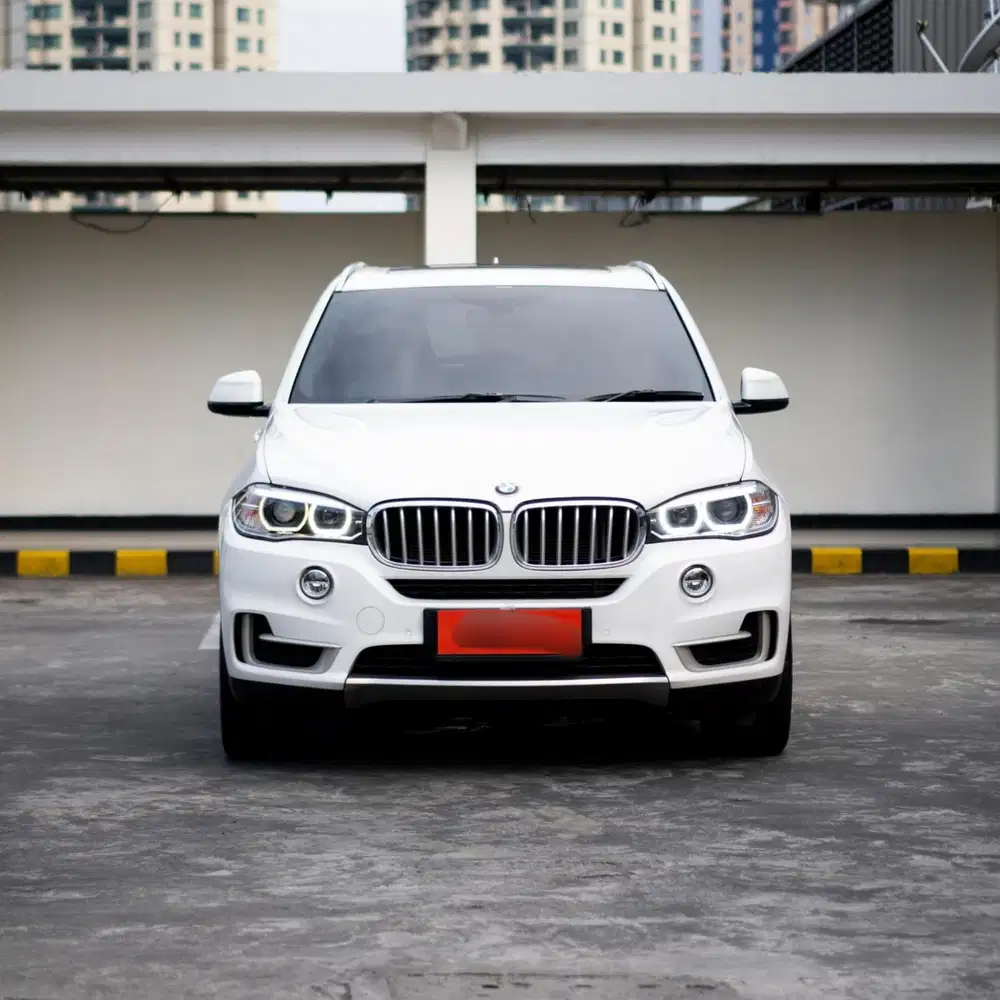 BMW X5 xDrive 3.5i Full Option 3Tv 2015