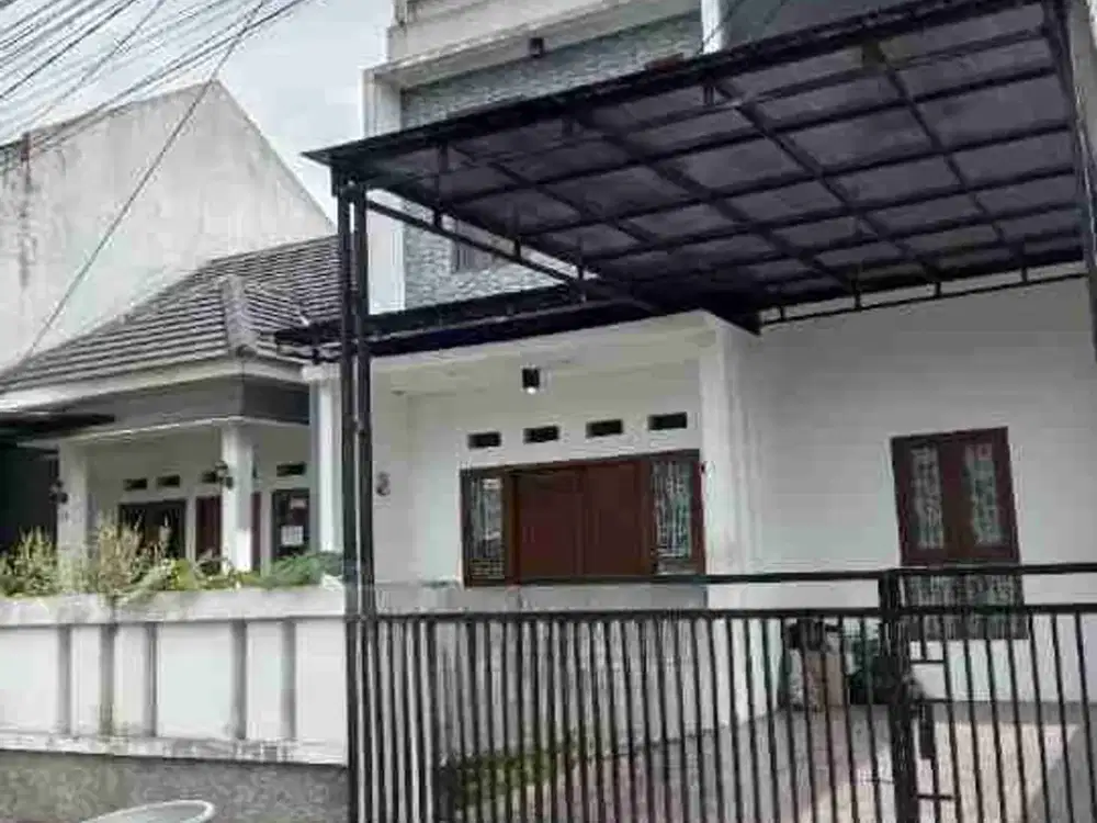 Disewakan Rumah di Komplek Cisaranten Arcamanik Bandung