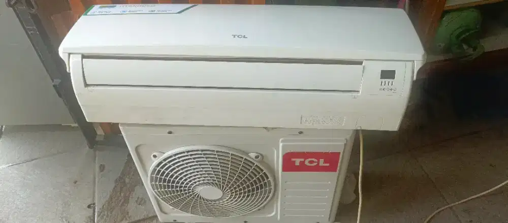 Unit AC split dan pemasangan merk Sanken 1/2 PK dingin bagus