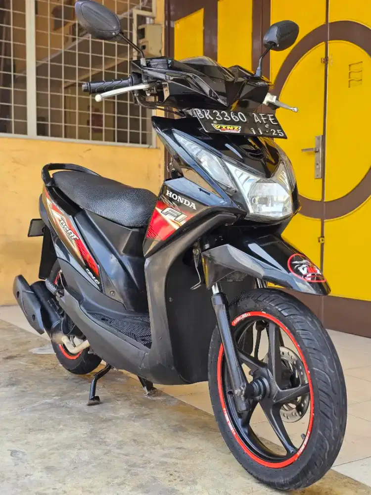 Honda Beat / Beat 110 Fi CW 2015, Black Premium Metalic.